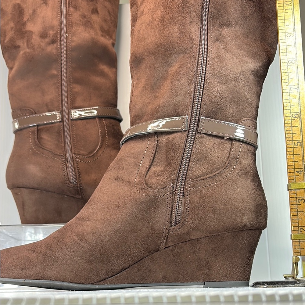 Brown Suede Wedge Boots JCPenney 2” size 10 NWT box 14